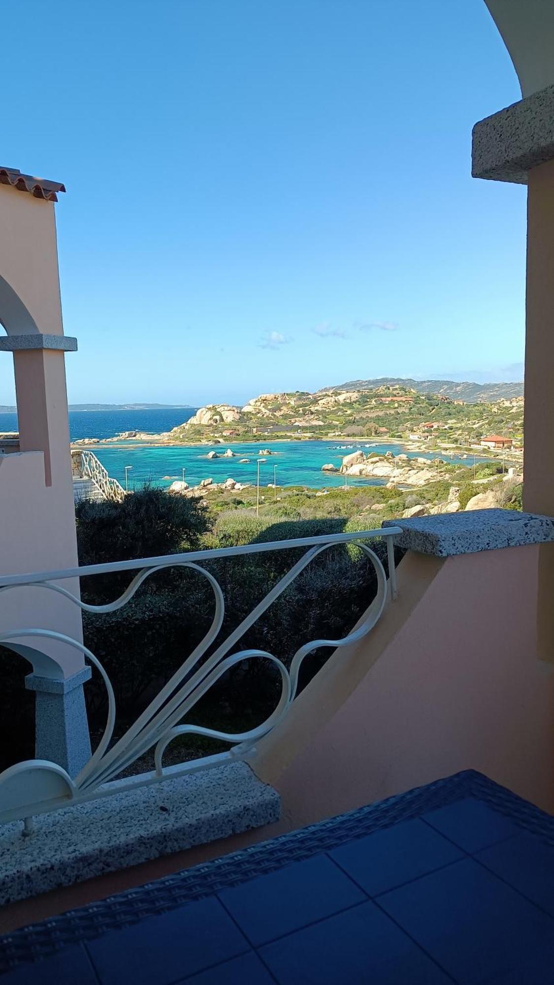 Appartamento Vista Mare Punta Tegge La Maddalena  Buitenkant foto